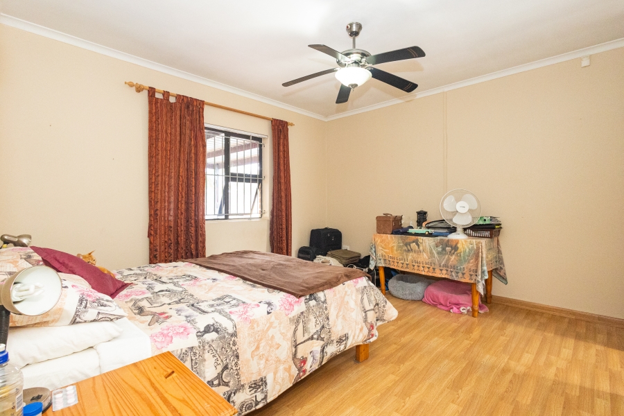 3 Bedroom Property for Sale in Uitzicht Western Cape